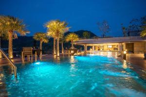 2BR Family Condo with a Pool View - CTG P205