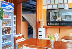RedDoorz at Balai Malinawon Siargao