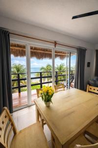 Modern BeachFront Stay