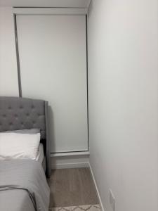 Cozy 1 bed and 1 bath Executive Retreat