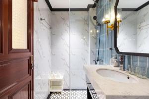 Boutique Kas Hotel - Near Metro Ben Thanh