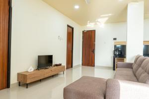 Green Hill Service Apartment