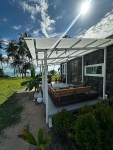 Beachfront Tiny House - Eden Pod with FREE Rowboat