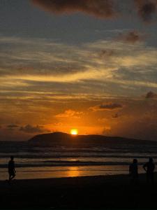 The Stoked Hideout - Bagasbas Beach