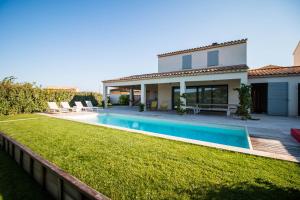 4 star vasaras māja Au C&eacute;risier Malosēna Francija