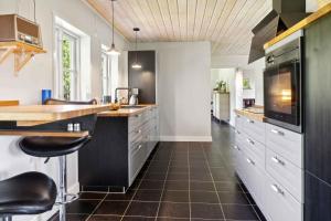 Bright Beach House Near Sea And Outdoor Living