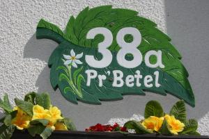2 star pansion Penzion Pr' Betel Jesenice Slovenija