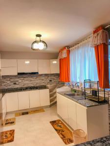 Vineyard luxury homes