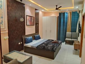 Aayus Home