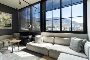 Elegant Studio Apartment at The Harri