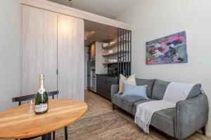 Elegant Studio Apartment at The Harri