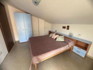 E12 - bilocale 4 POSTI LETTO - aria condizionata