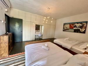 Cozy Family Homestay 2BR with Balcony in Shared Bungalow SS2 PJ New