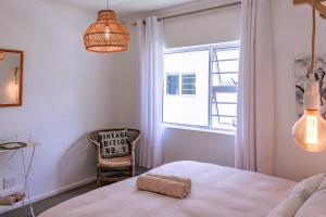 The Bali Cottage, Voëlklip