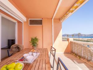 Apartamento de 3 Dormitorios Vista al Mar - HISP-288-54