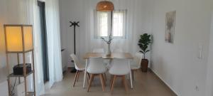 Villa Gala Eretria Family Stay with Sea View, Garden & BBQ