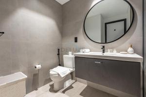 Elegant Studio Next to Dubai Water Canal, 15 Northside Tower 1, Business Bay by Deluxe Holiday Homes