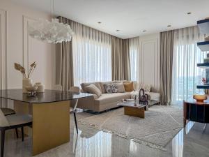 Qoople Legend 2-Bedroom Premium Apartments