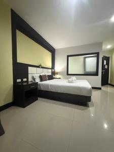 Star House, Patong