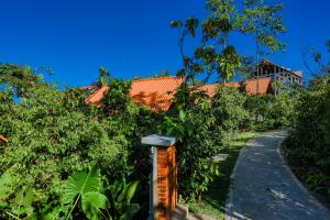 CeyAura Mirissa Eco Lodge