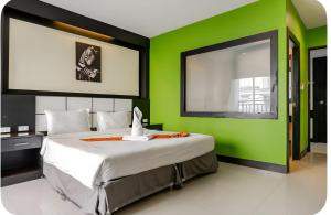 Star House, Patong