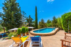 Finca So na Sopa con piscina y un precioso jardín