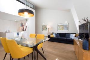 Exclusive Duplex Time Out Market