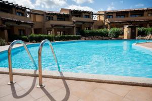 Casa Azzurra - House with pool inside the nature