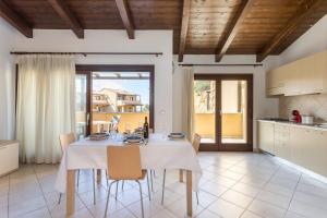 Casa Azzurra - House with pool inside the nature