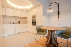 Bonjardim Suite, Central Stay by Bolhão Market