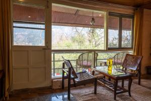 Mud House Entire Cottage