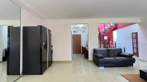 Villa FERIDYS Cimaung, Private Mountain View Villa with Pickleball Court