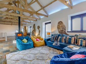 6 Bed in Looe oc-86136