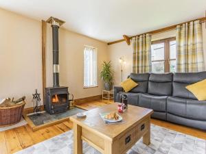 3 Bed in Callington oc-mbarn