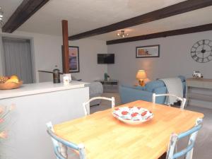 1 Bed in Tintagel oc-36929