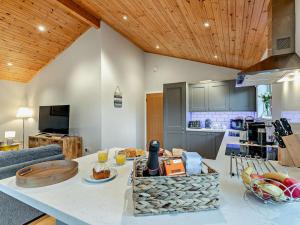 3 Bed in St. Columb oc-43079