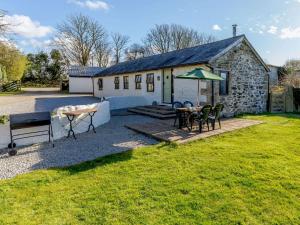 2 Bed in Cambrose oc-forgm