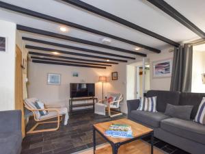 3 Bed in Bude oc-86887