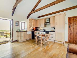 1 Bed in Penzance oc-henst