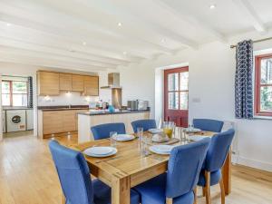 3 Bed in Penzance oc-36258