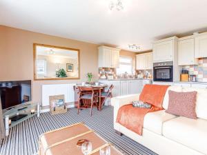 1 Bed in Bude oc-82365