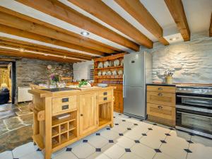 3 Bed in Boscastle oc-75145