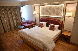 hotel surya residency amritsar b block ranjeet avenue amritsar