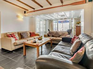 6 Bed in Fowey oc-75581