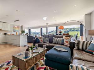 4 Bed in Torpoint oc-58602