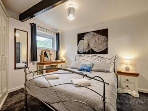 1 Bed in Looe oc-90170
