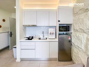 Chambers Residence by Airhost