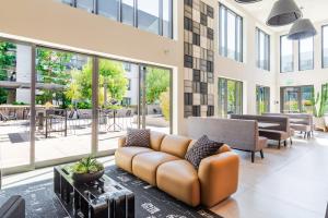 Santa Clara 1br w gym pool lounge nr tech HQs SFO-1403