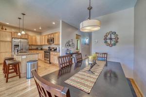 Dog Friendly- Downtown Salida