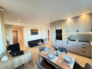 Cozy 3BedRooms Apartments Suceava Iulius Mall